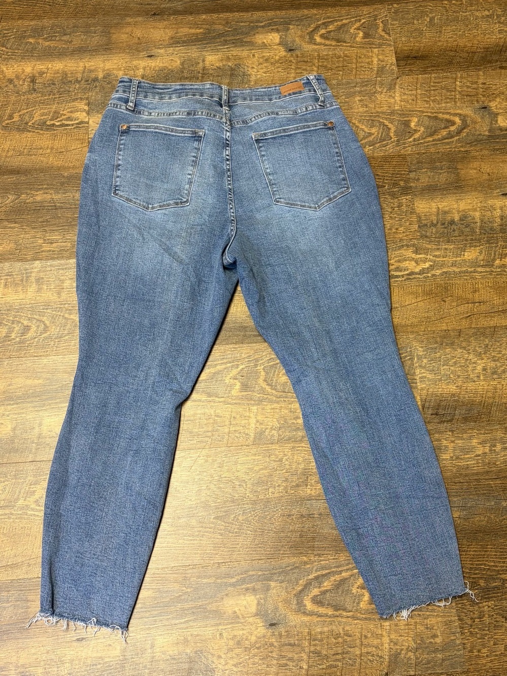 Judy Blue Relaxed Fit Jeans Womens 18W Raw Hem Stretch Blue Denim High Waist - Picture 7 of 9